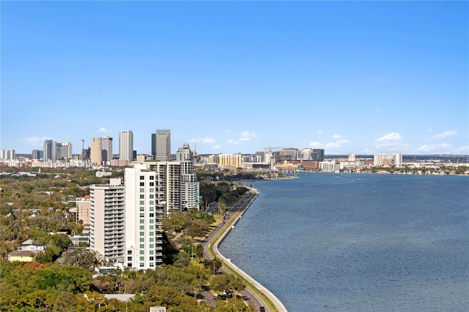 Image 3 of 96 For 3015 Ysabella Avenue 2403