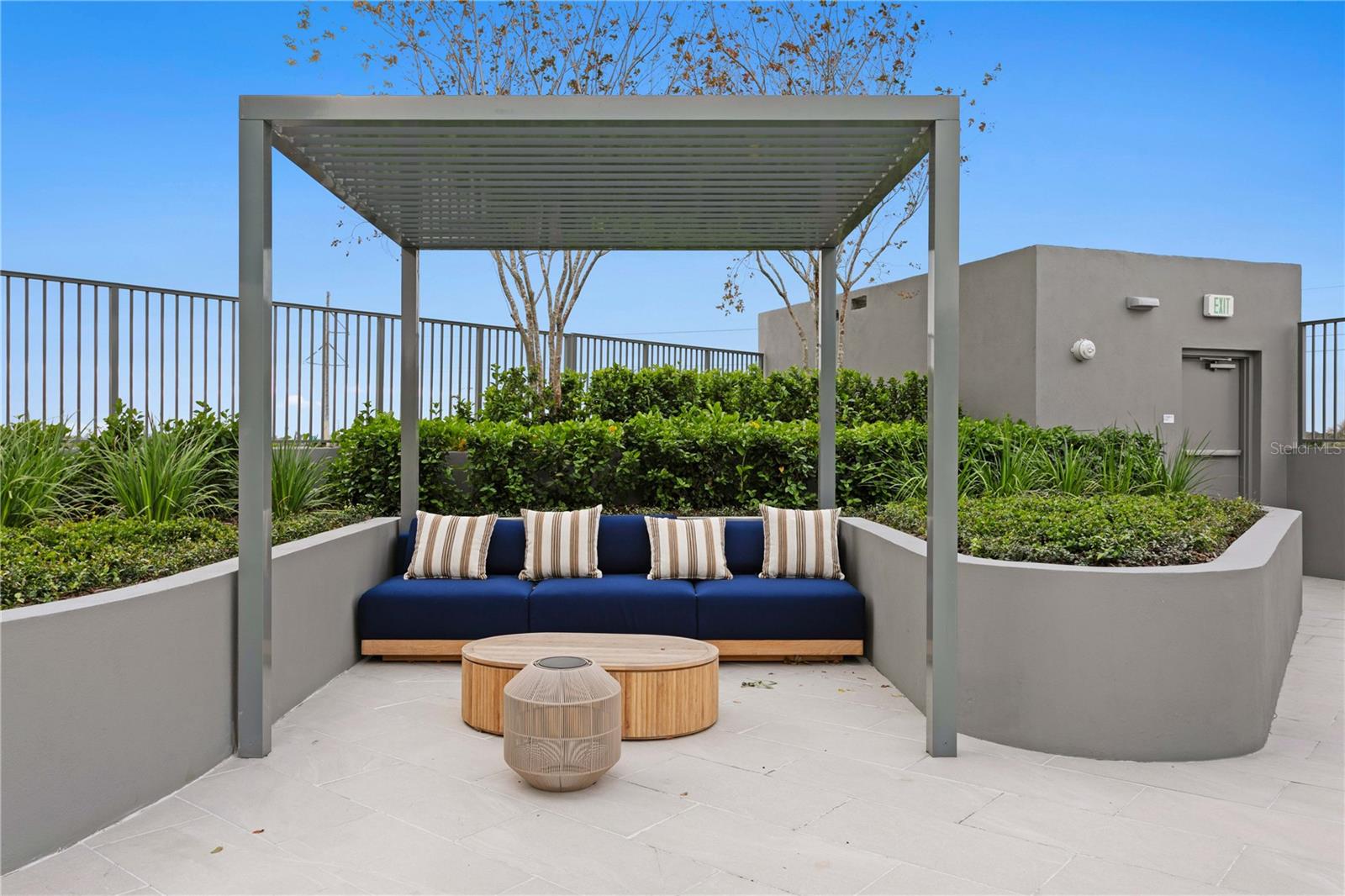 Image 50 of 96 For 3015 Ysabella Avenue 2403