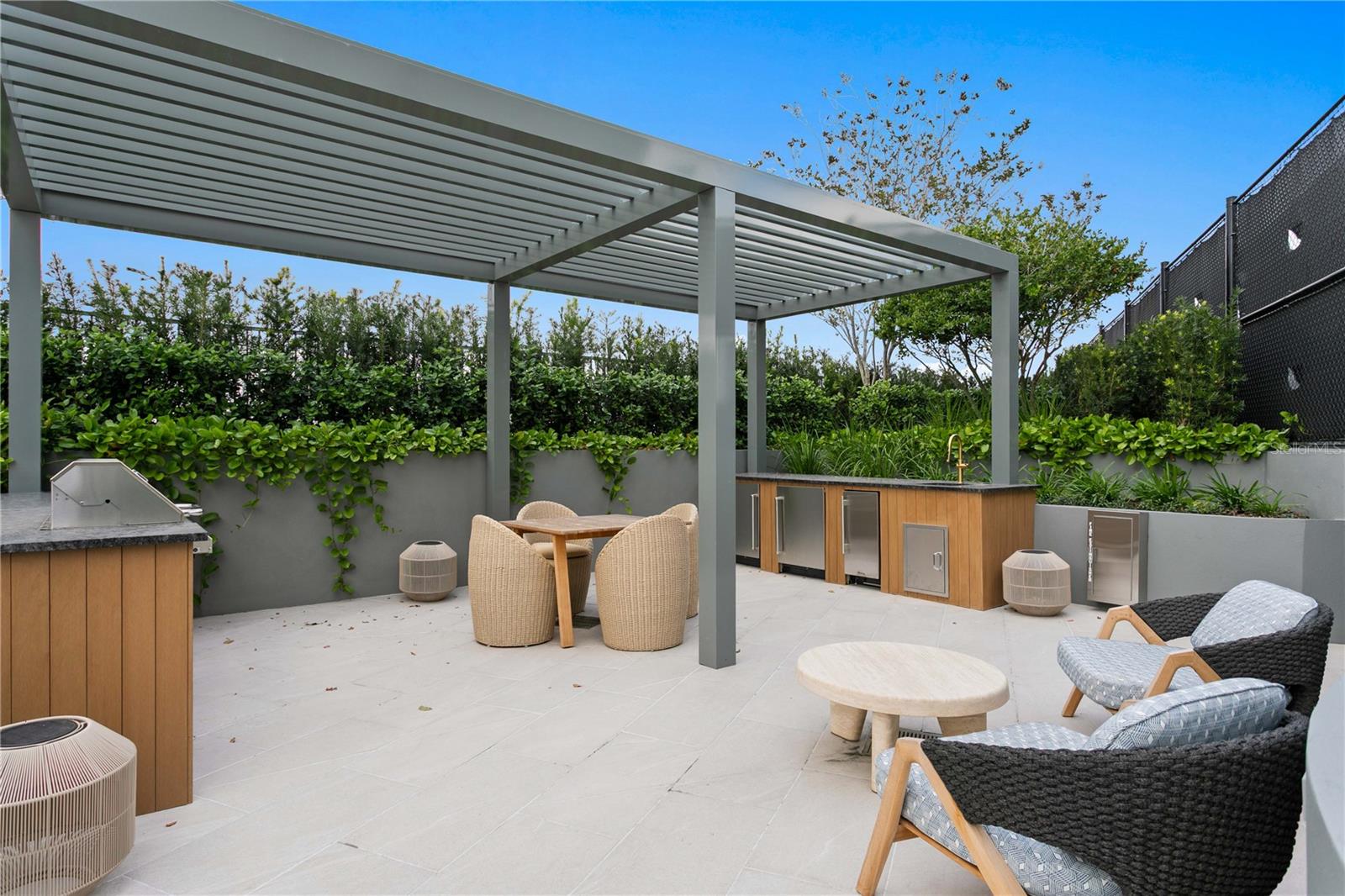 Image 51 of 96 For 3015 Ysabella Avenue 2403