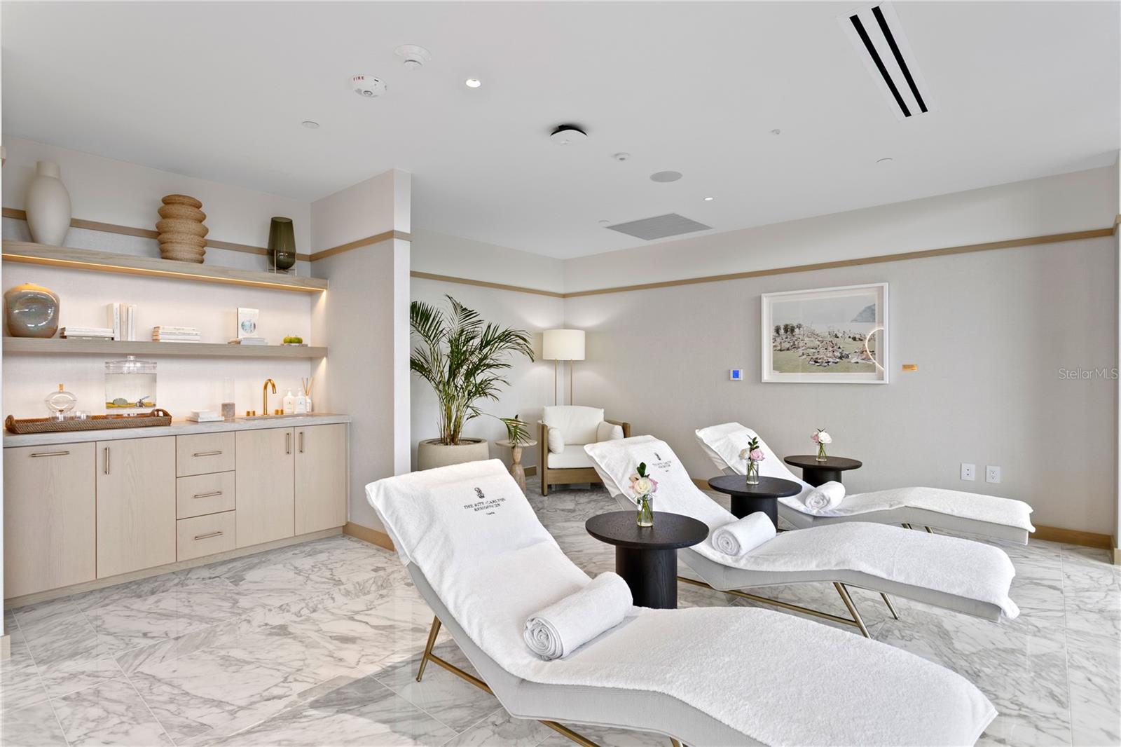 Image 63 of 96 For 3015 Ysabella Avenue 2403