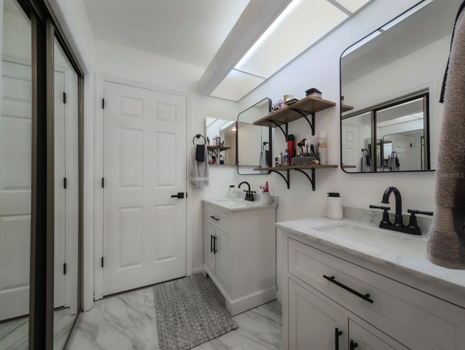 Image 21 of 65 For 3077 Branch Drive