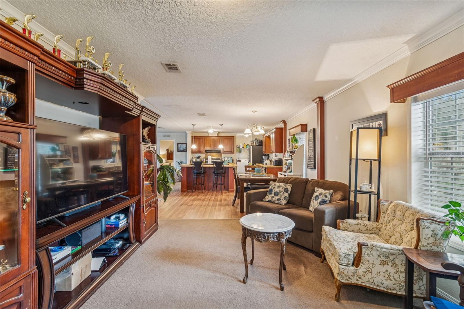 Image 10 of 57 For 27435 Holiday Drive