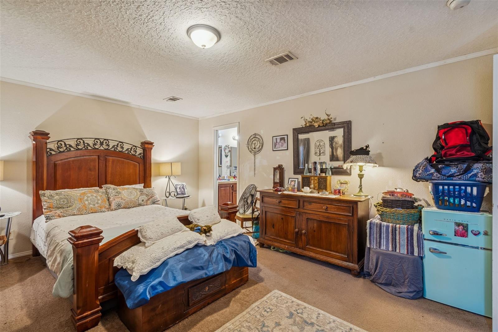 Image 27 of 57 For 27435 Holiday Drive