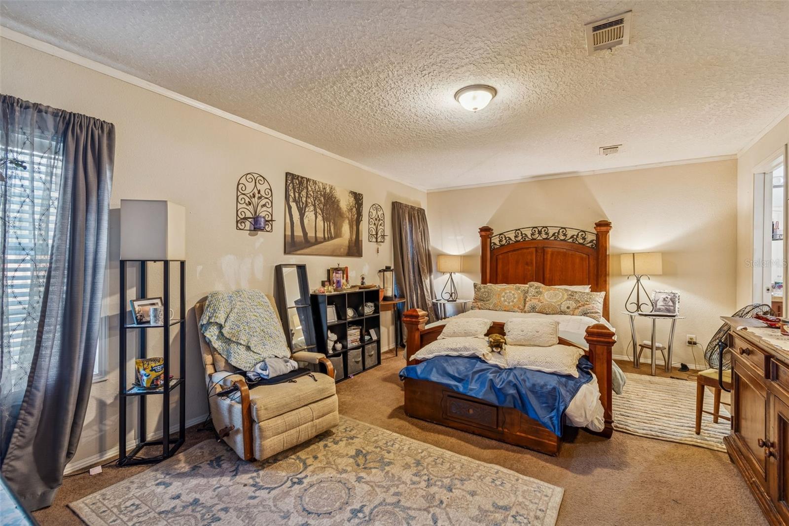 Image 31 of 57 For 27435 Holiday Drive