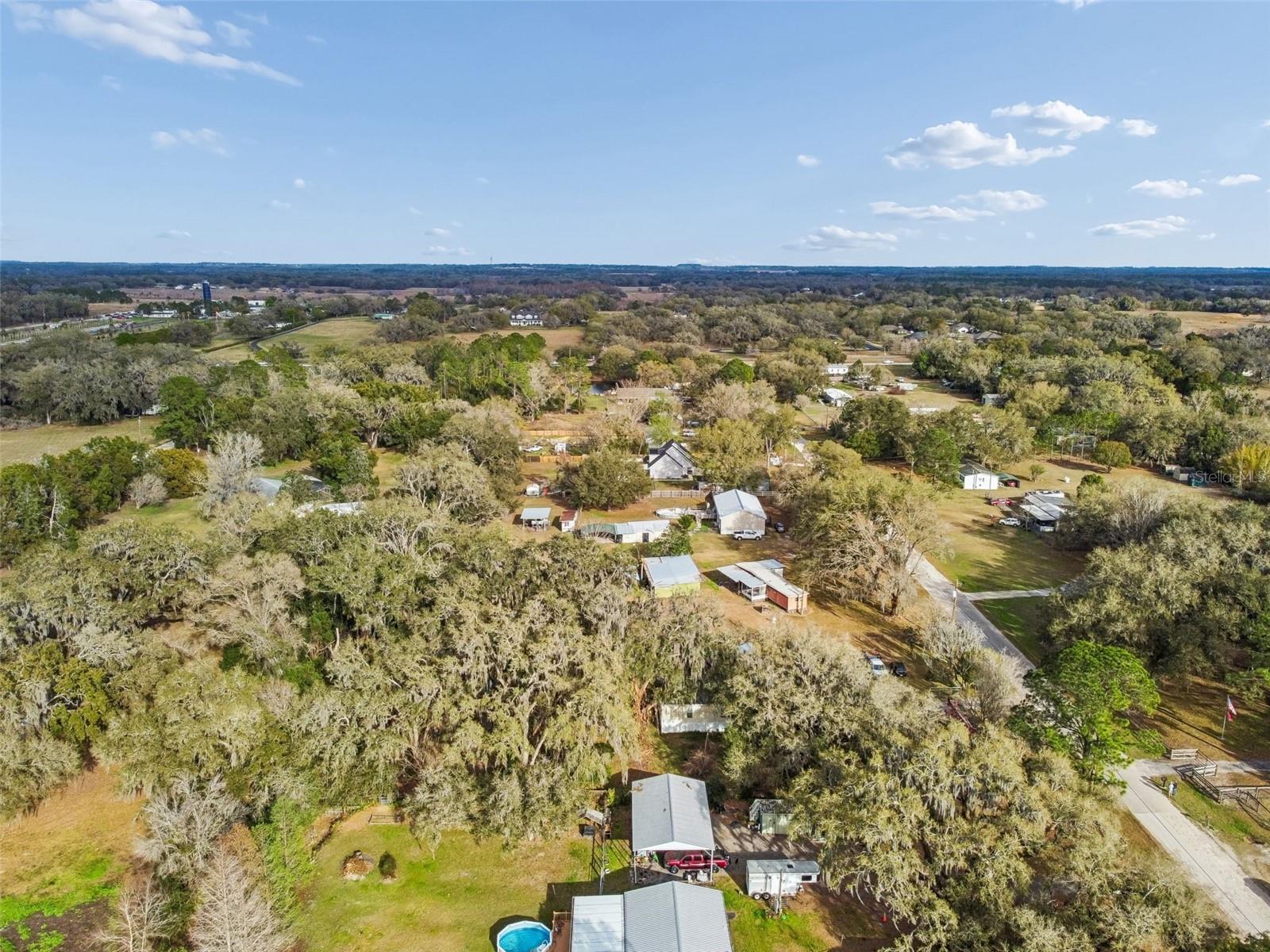 Image 49 of 57 For 27435 Holiday Drive