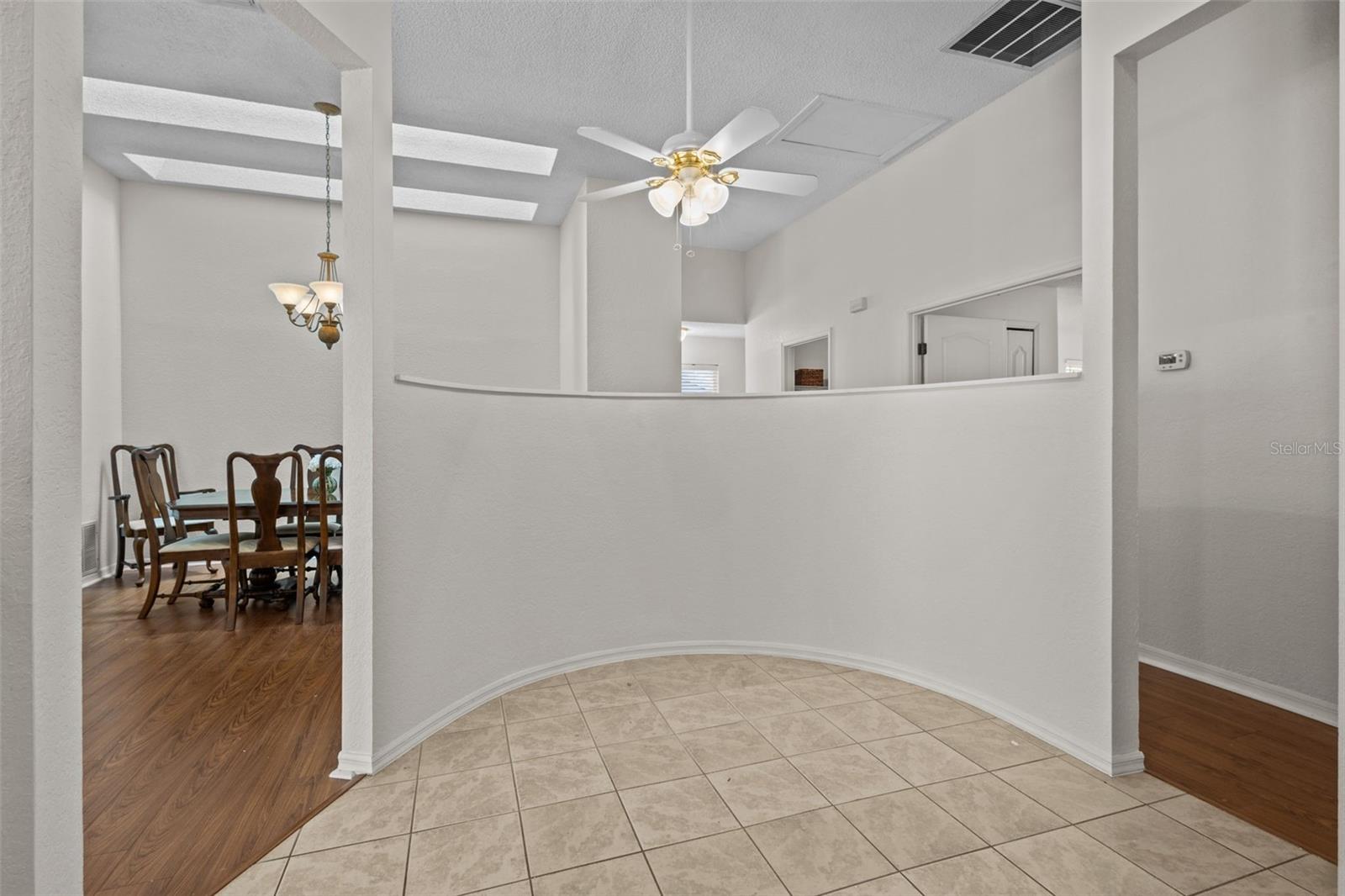 Image 12 of 34 For 2014 Golfview Drive 2014