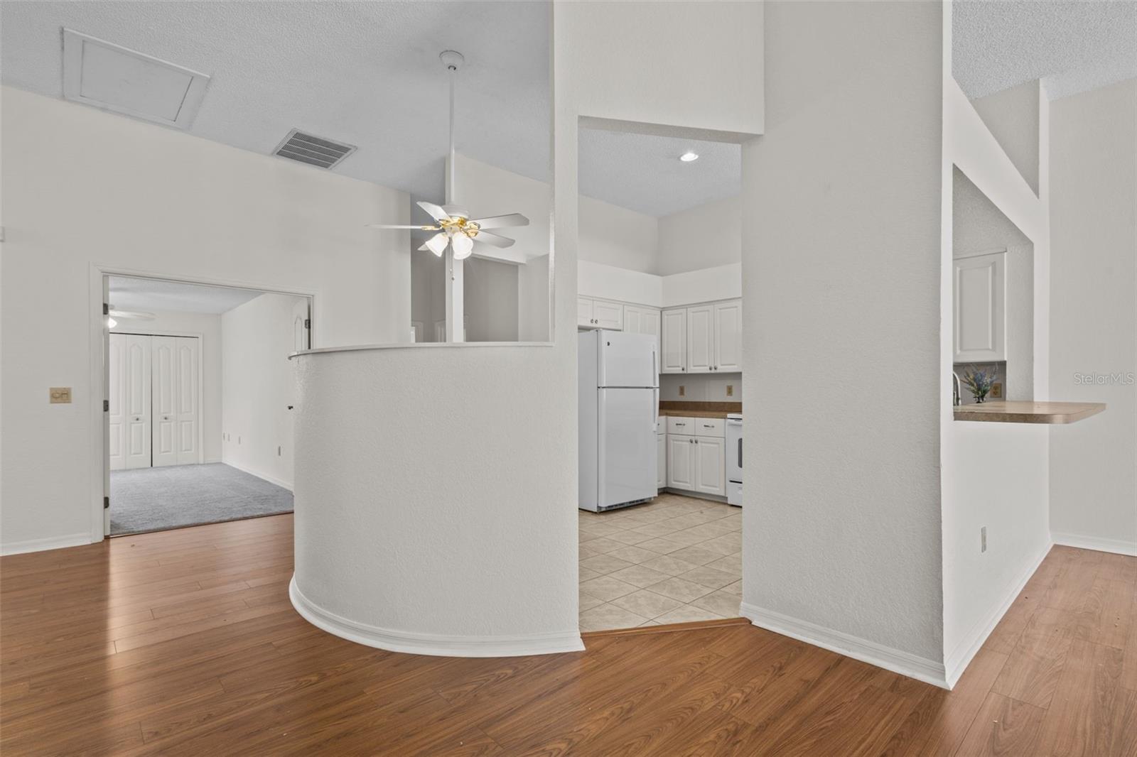 Image 13 of 34 For 2014 Golfview Drive 2014