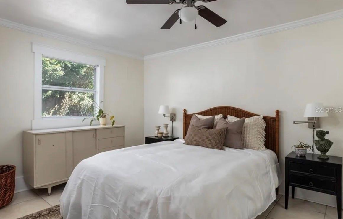 Listing photo id 8 for 236 North Street