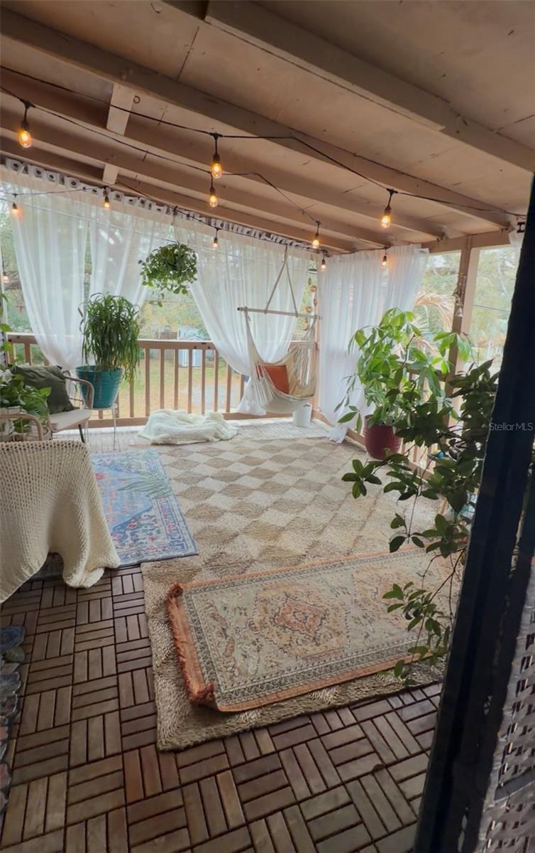 Listing photo id 13 for 236 North Street