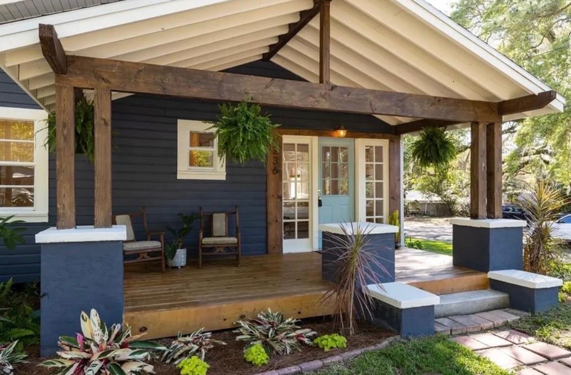 Listing photo id 0 for 236 North Street