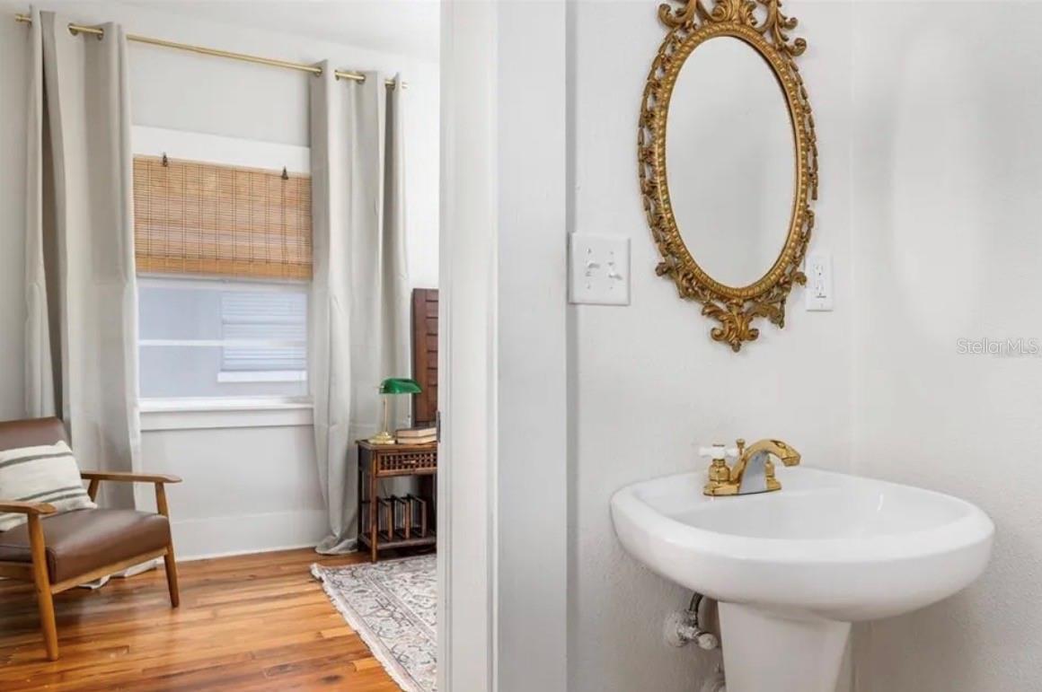 Listing photo id 26 for 236 North Street