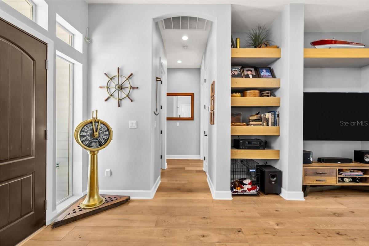 Listing photo id 8 for 8117 Brighton Drive