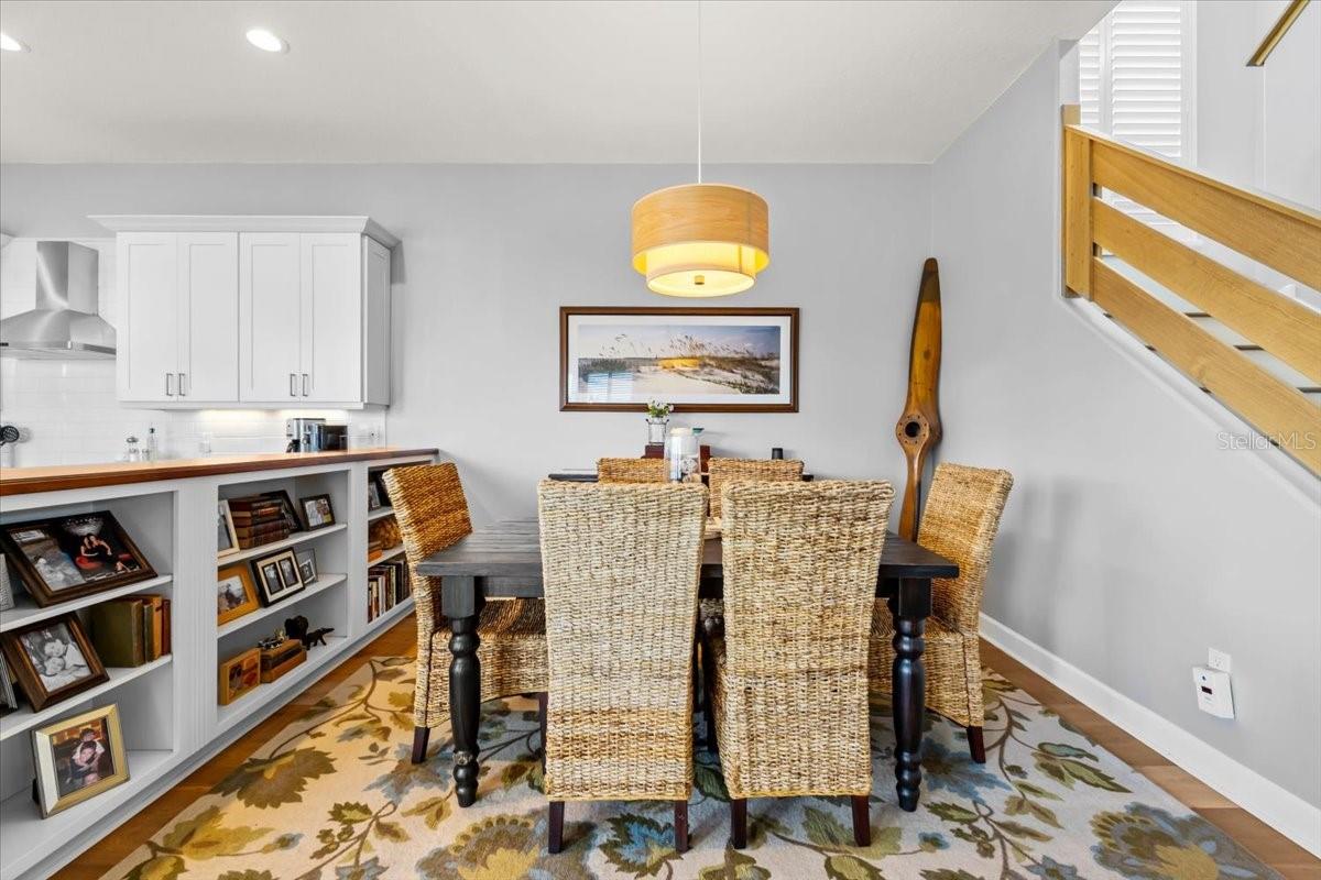 Listing photo id 16 for 8117 Brighton Drive