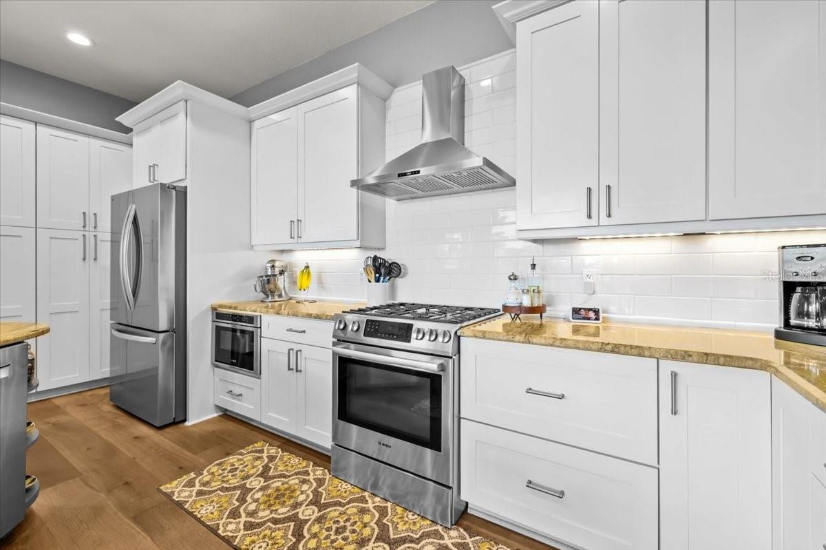 Listing photo id 20 for 8117 Brighton Drive