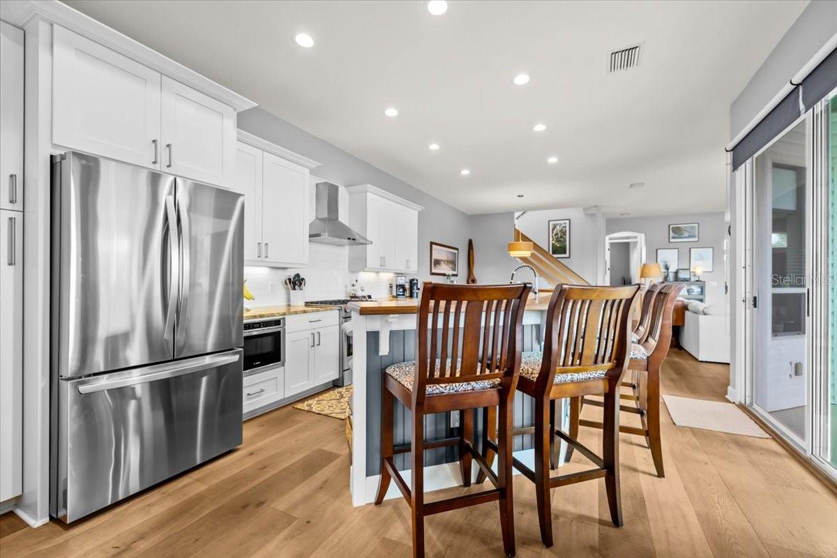 Listing photo id 24 for 8117 Brighton Drive