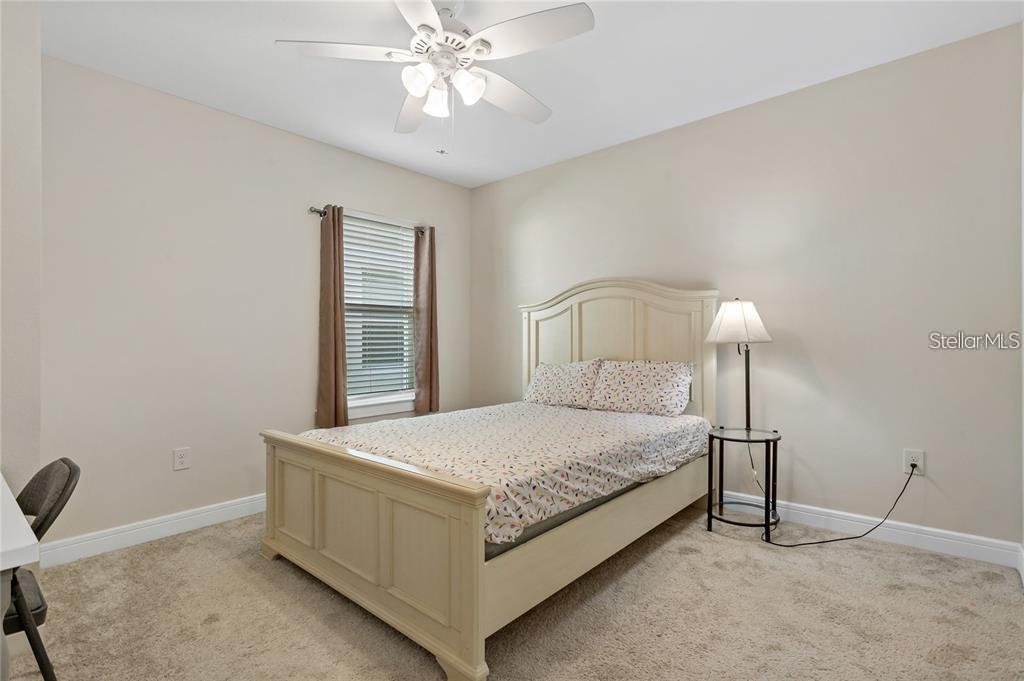 Image 15 of 32 For 30555 Thunderbird Drive