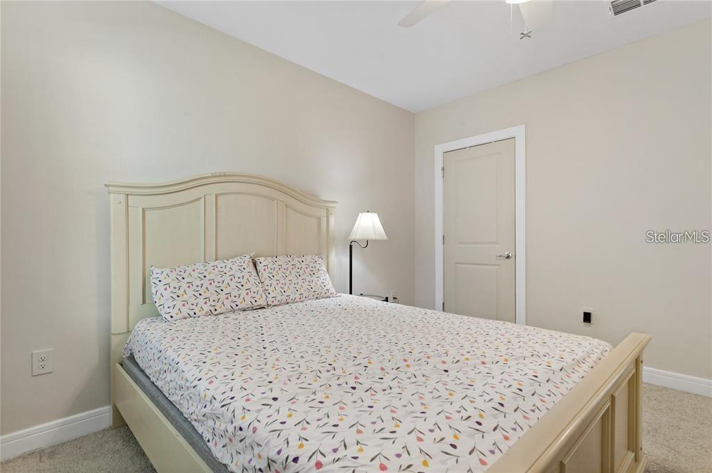 Image 16 of 32 For 30555 Thunderbird Drive