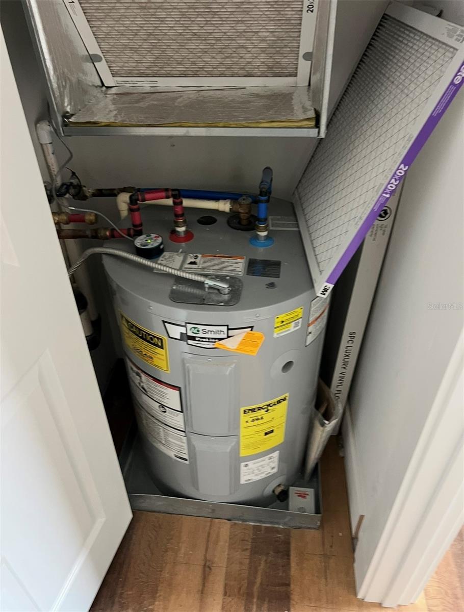 Image 10 of 14 For 2290 Aaron Street 209