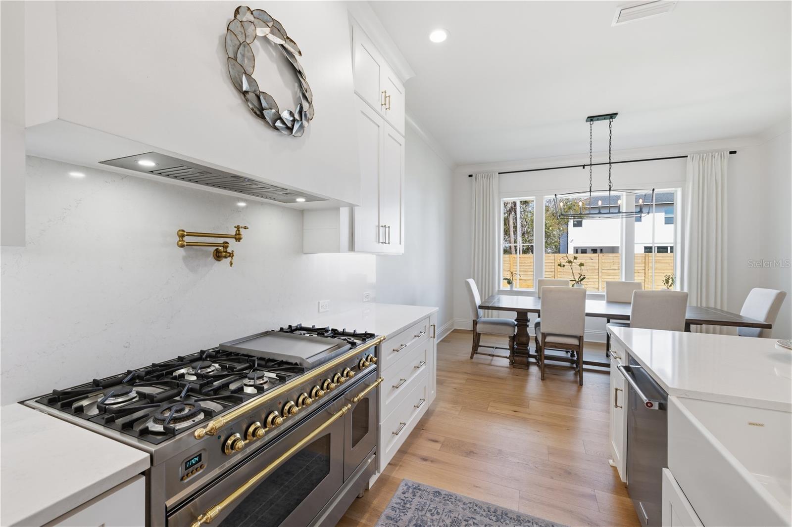 Image 16 of 65 For 807 West Street