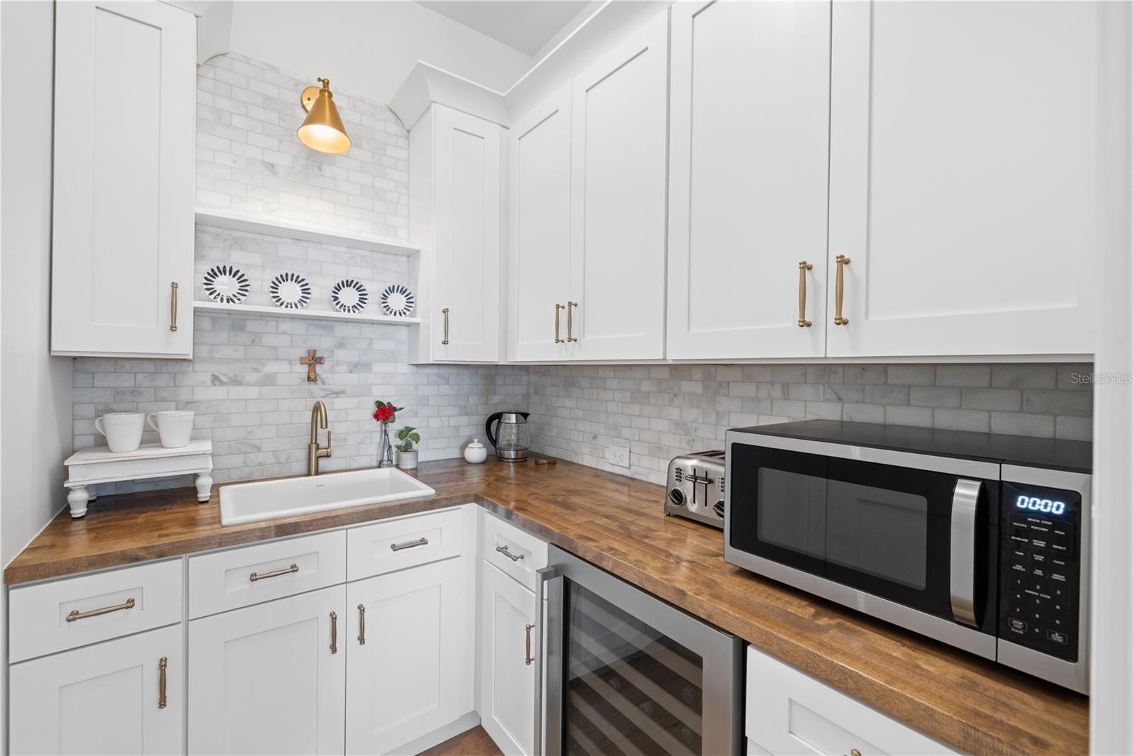 Image 18 of 65 For 807 West Street