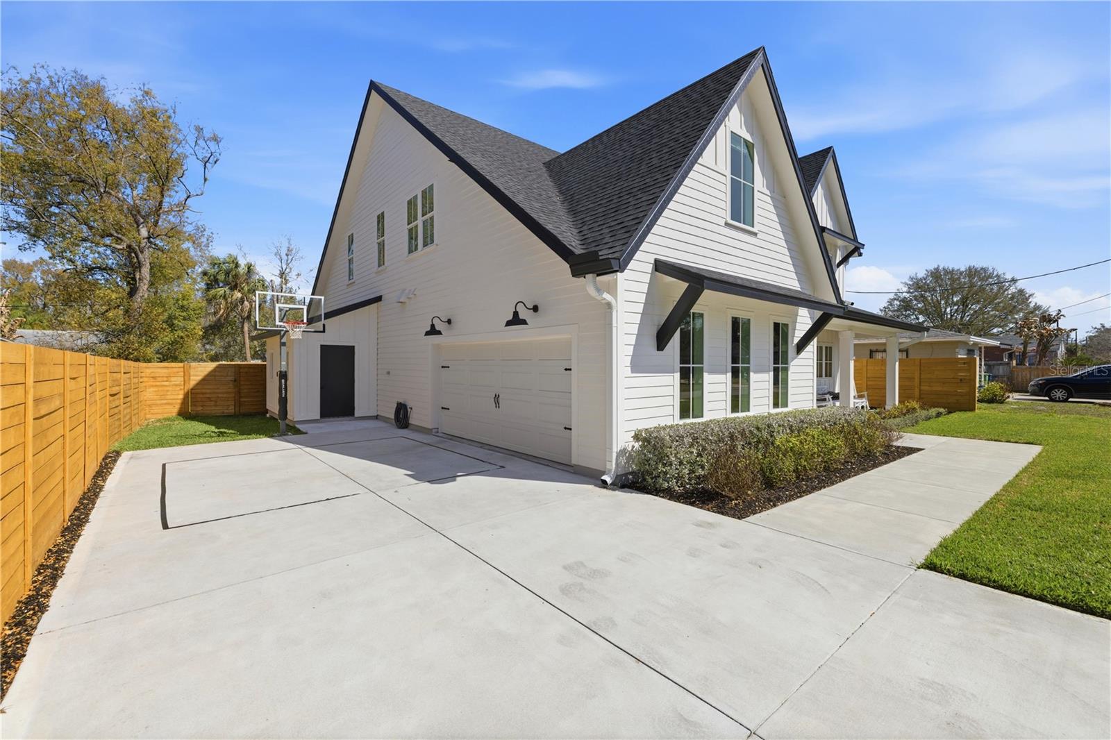 Image 2 of 65 For 807 West Street