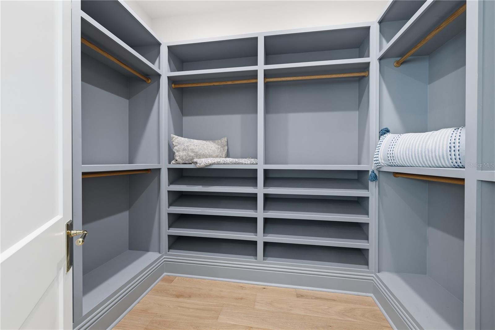 Image 30 of 65 For 807 West Street