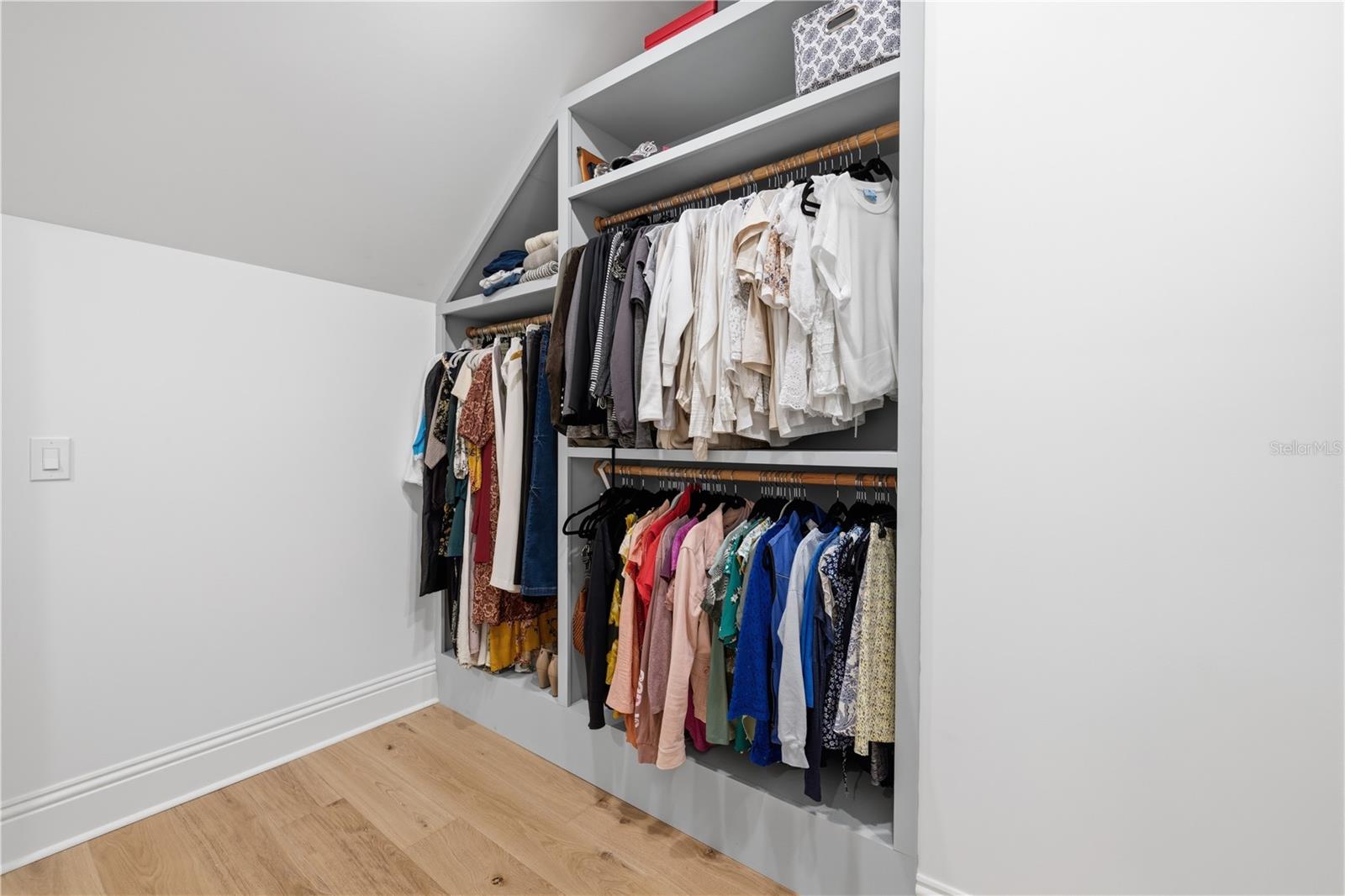 Image 38 of 65 For 807 West Street