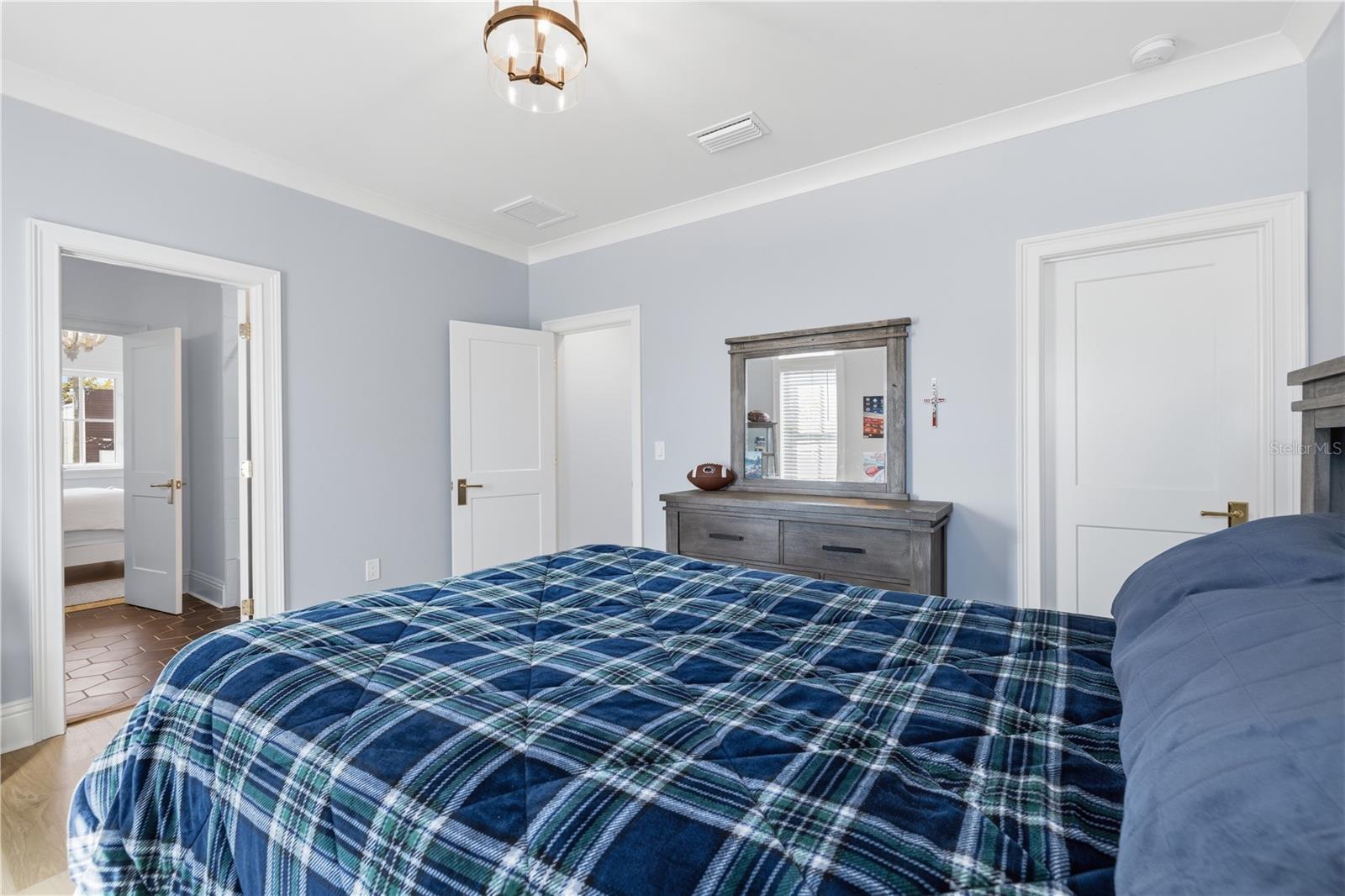 Image 41 of 65 For 807 West Street