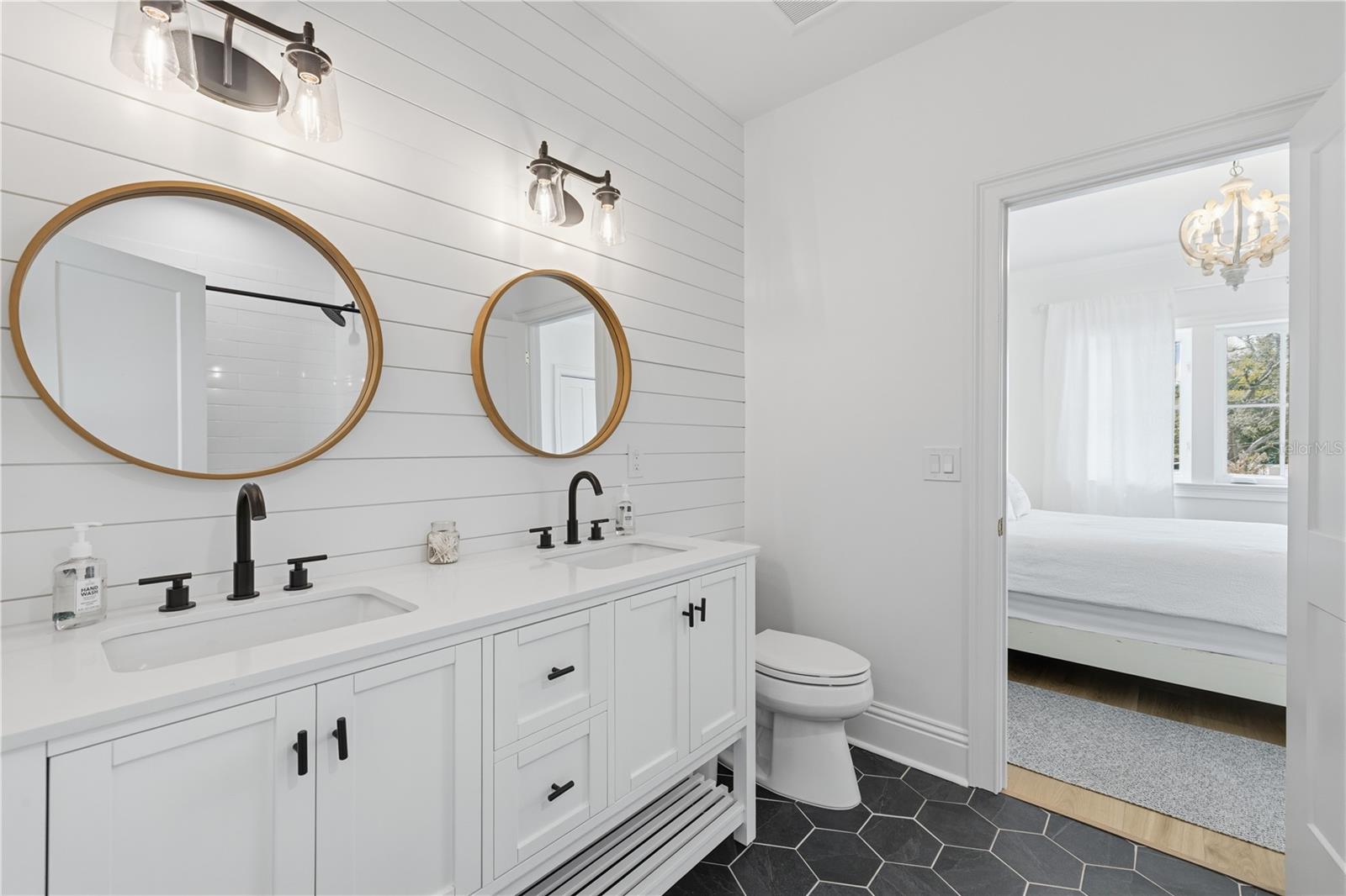 Image 42 of 65 For 807 West Street