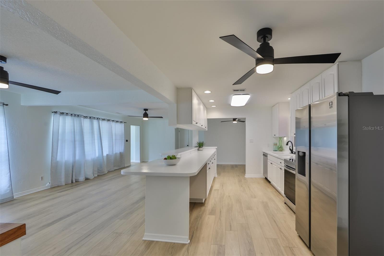 Image 10 of 31 For 6145 1st Avenue N