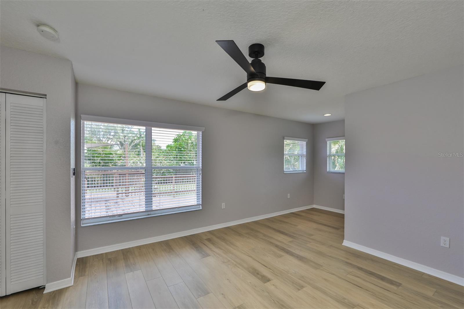 Image 14 of 31 For 6145 1st Avenue N