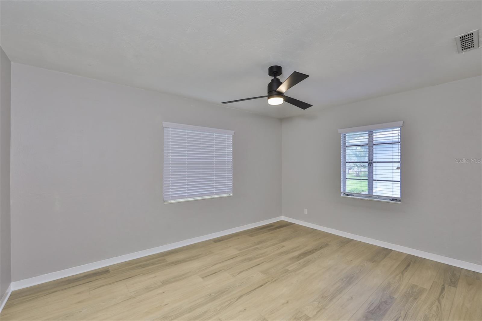 Image 20 of 31 For 6145 1st Avenue N