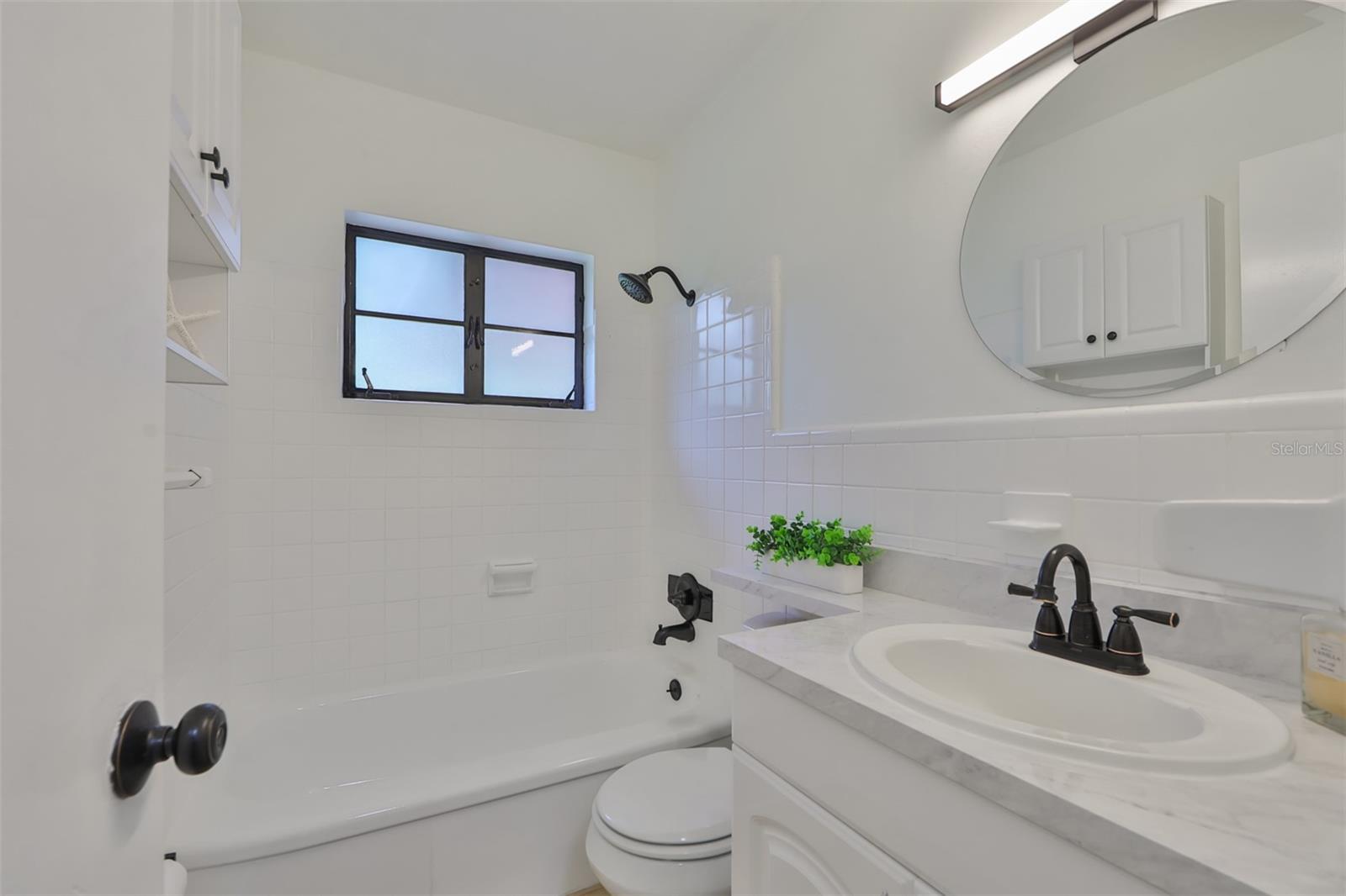 Image 22 of 31 For 6145 1st Avenue N