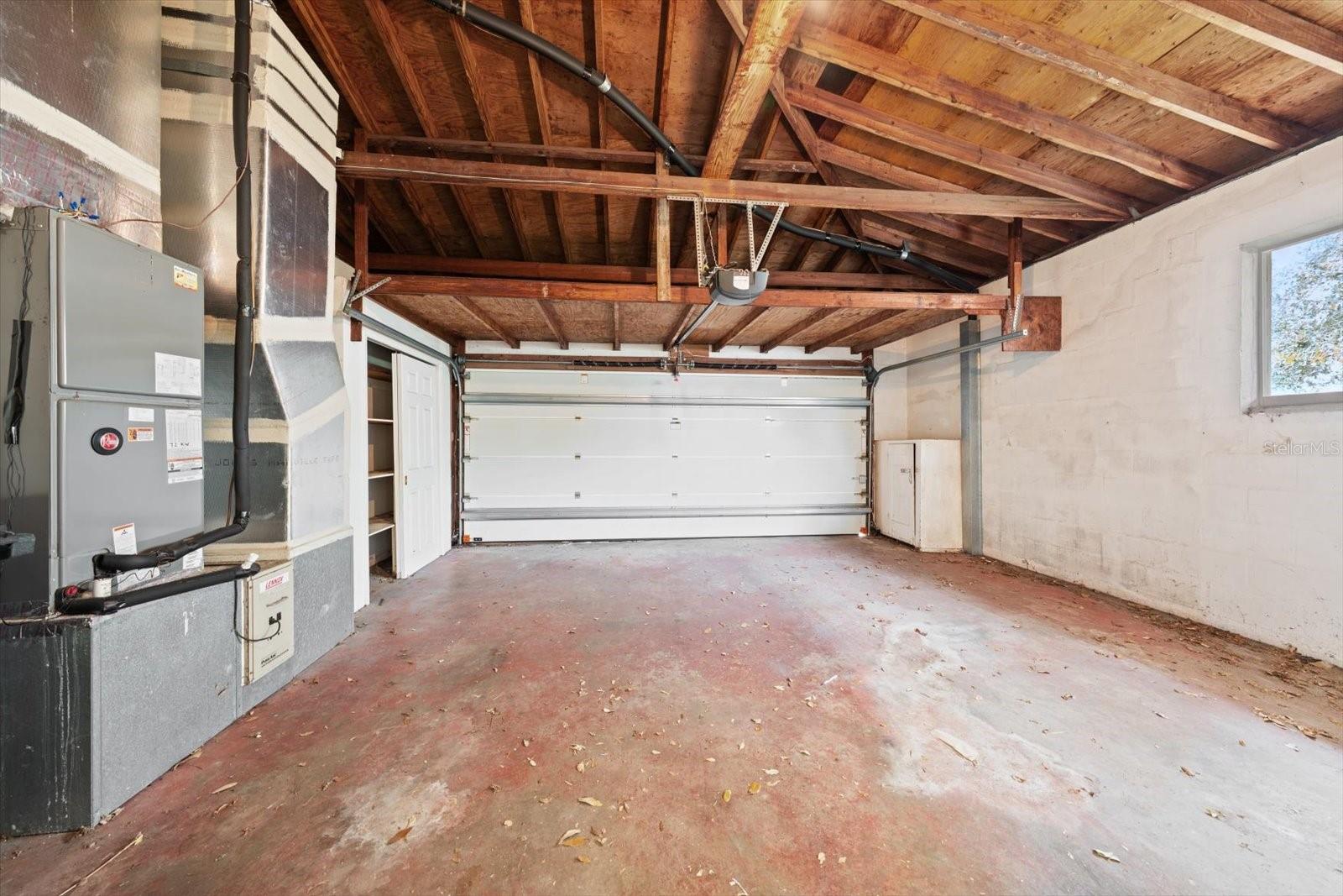 Image 32 of 48 For 230 Garden Circle