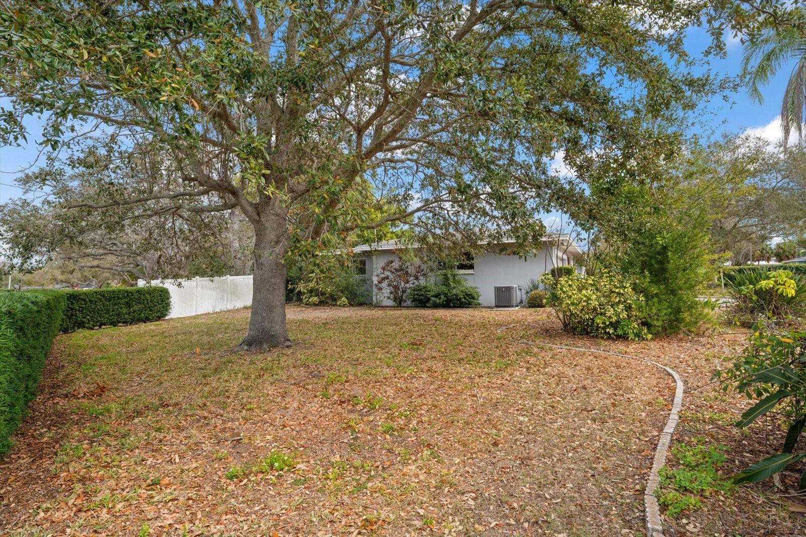 Image 33 of 48 For 230 Garden Circle