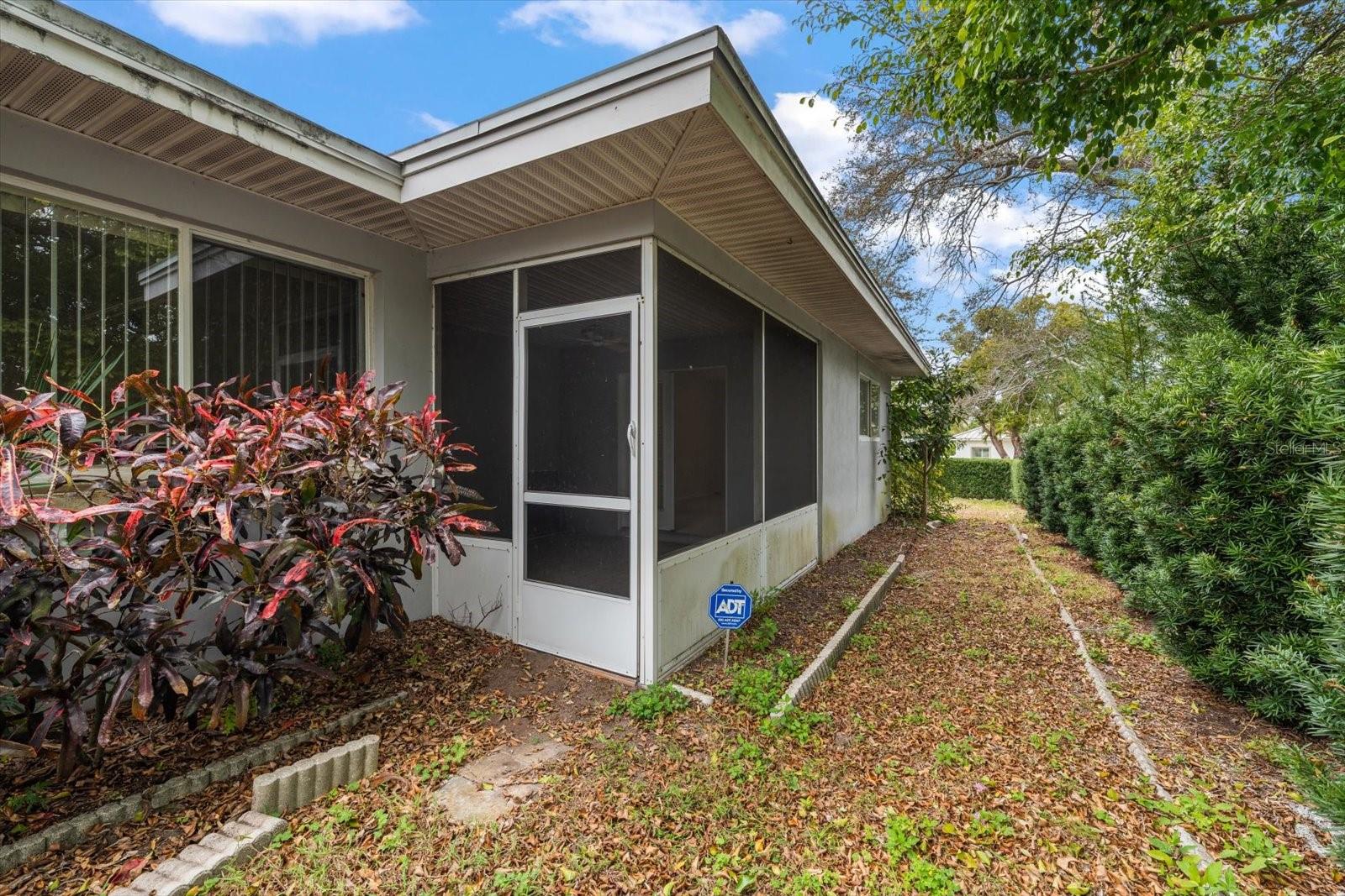 Image 38 of 48 For 230 Garden Circle