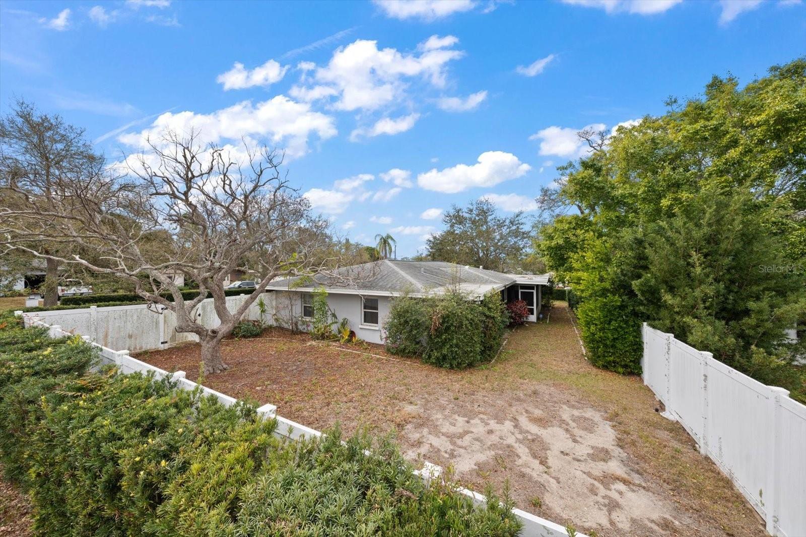 Image 47 of 48 For 230 Garden Circle