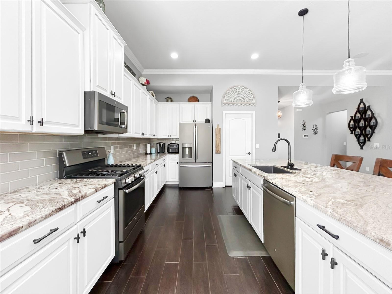 Image 11 of 45 For 11622 Lake Lucaya Drive