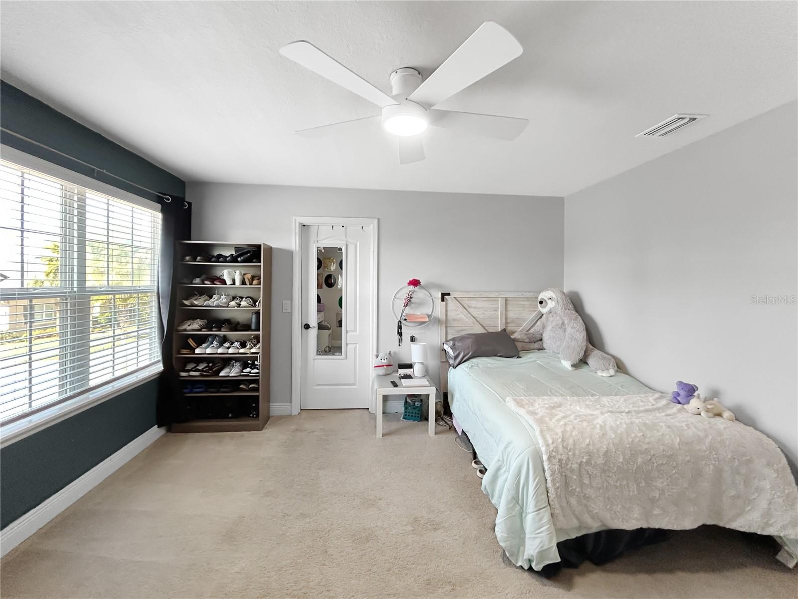 Image 32 of 45 For 11622 Lake Lucaya Drive