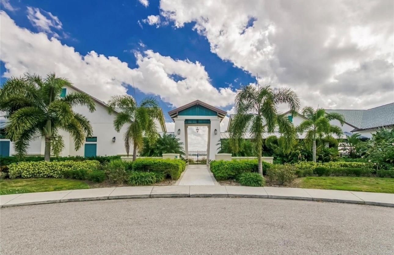 Image 42 of 45 For 11622 Lake Lucaya Drive