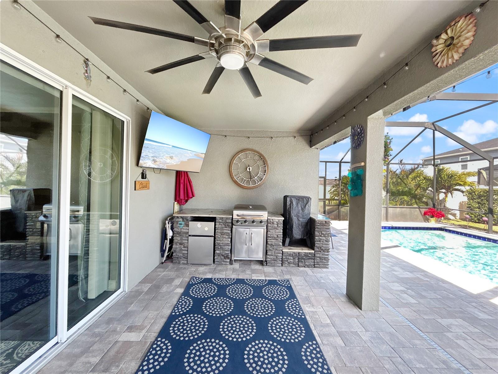 Image 5 of 45 For 11622 Lake Lucaya Drive