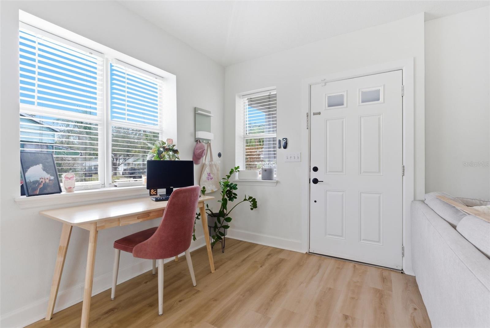 Image 5 of 46 For 110 Cayuga Street