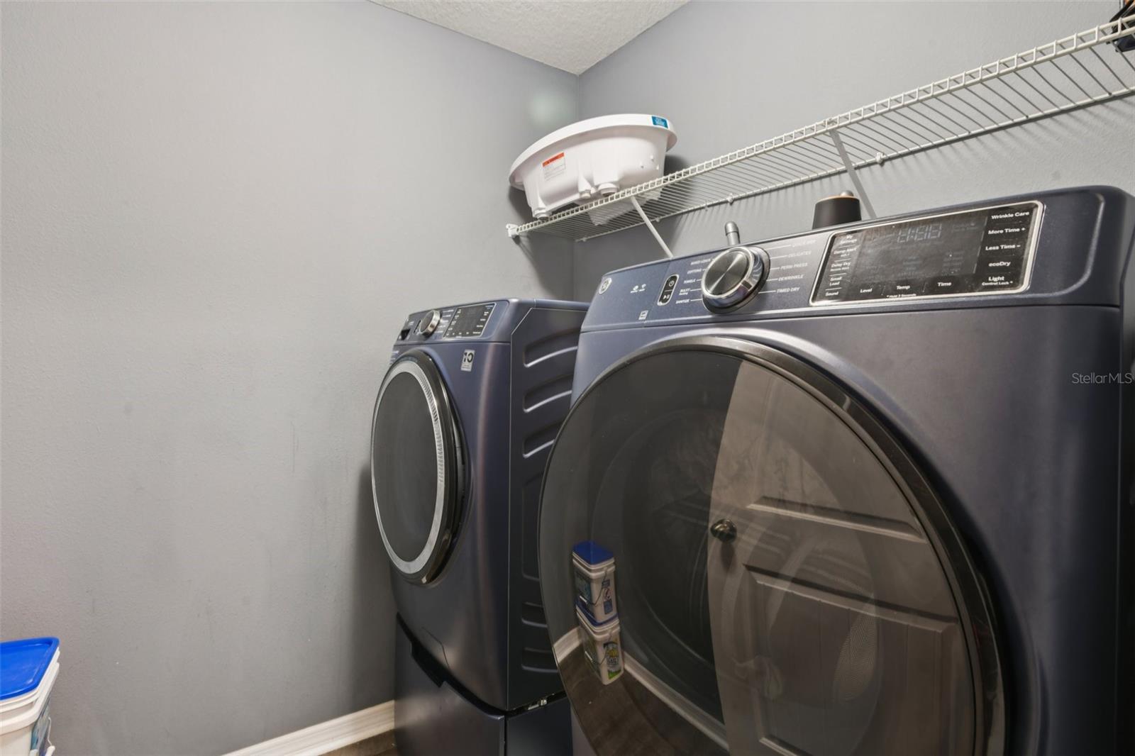 Image 24 of 50 For 4248 Moon Shadow Loop