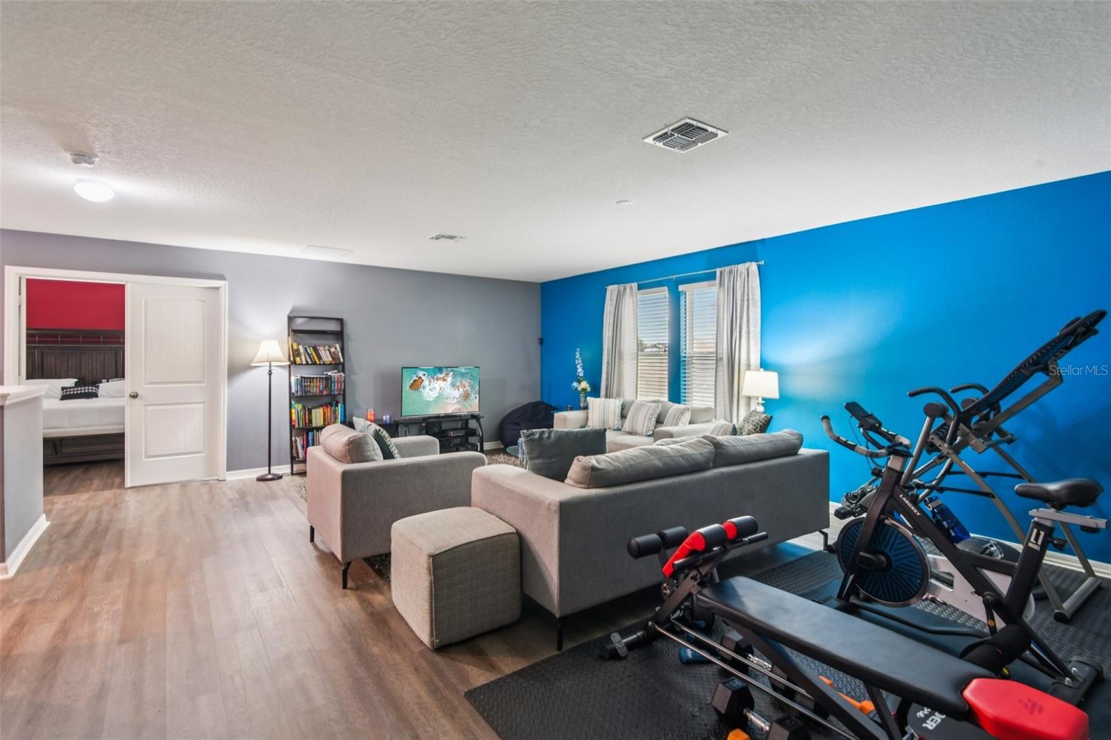 Image 5 of 50 For 4248 Moon Shadow Loop