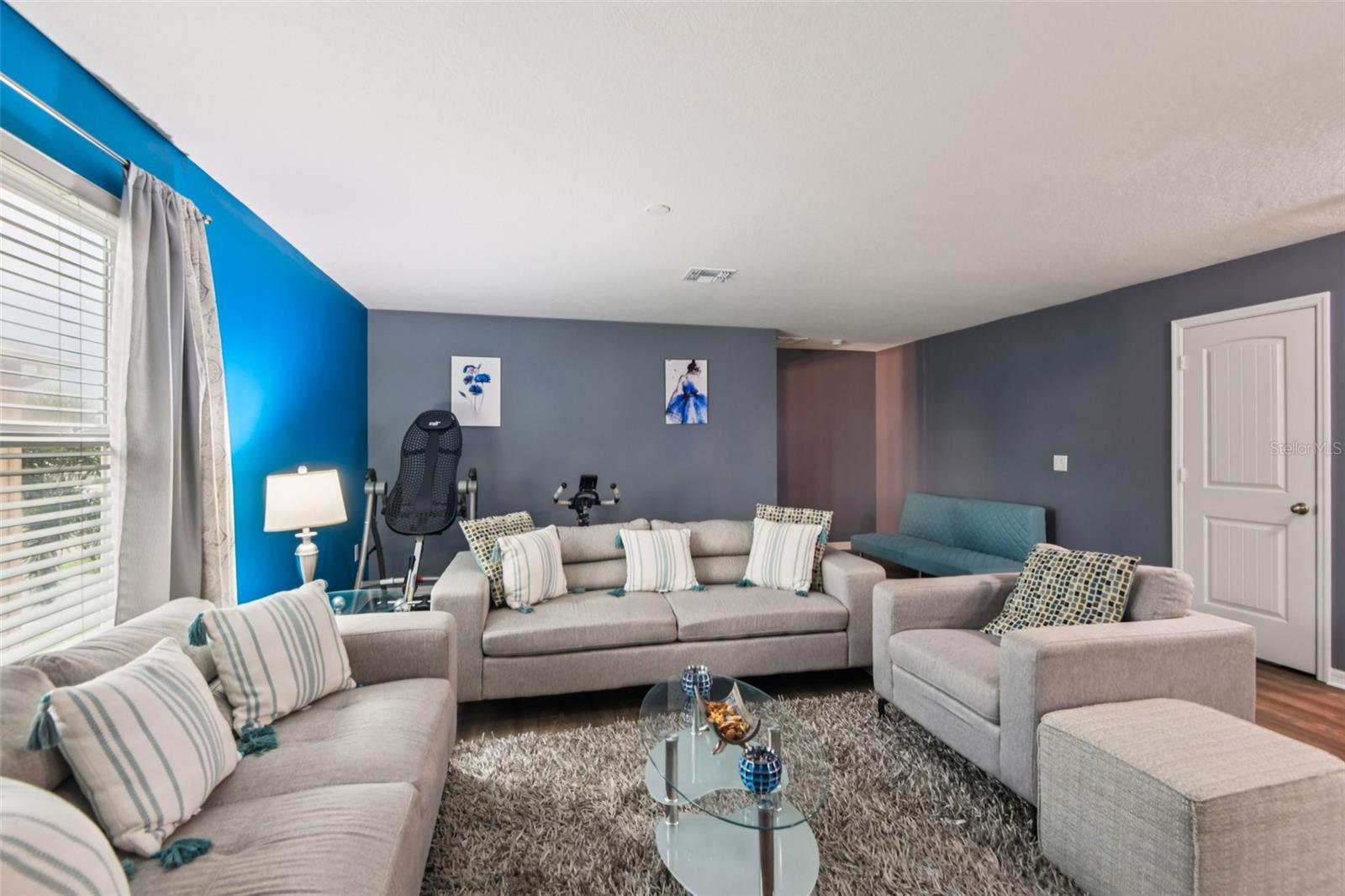 Image 6 of 50 For 4248 Moon Shadow Loop