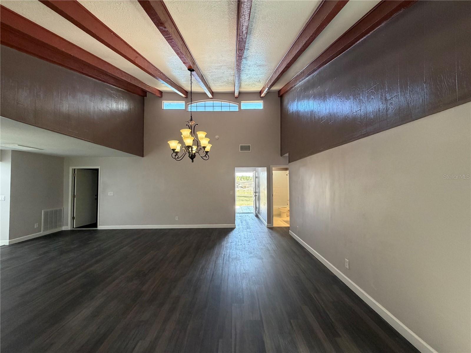 Image 17 of 67 For 1440 Walker Road