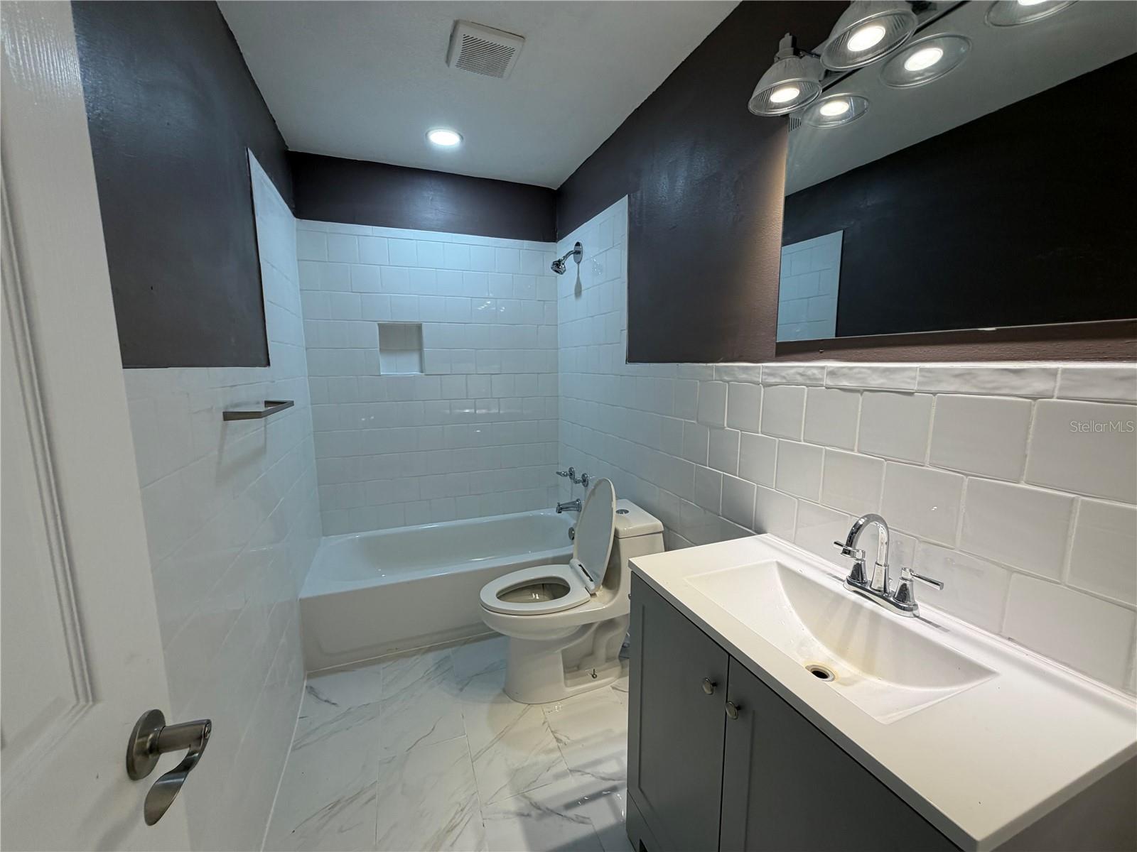 Image 28 of 67 For 1440 Walker Road