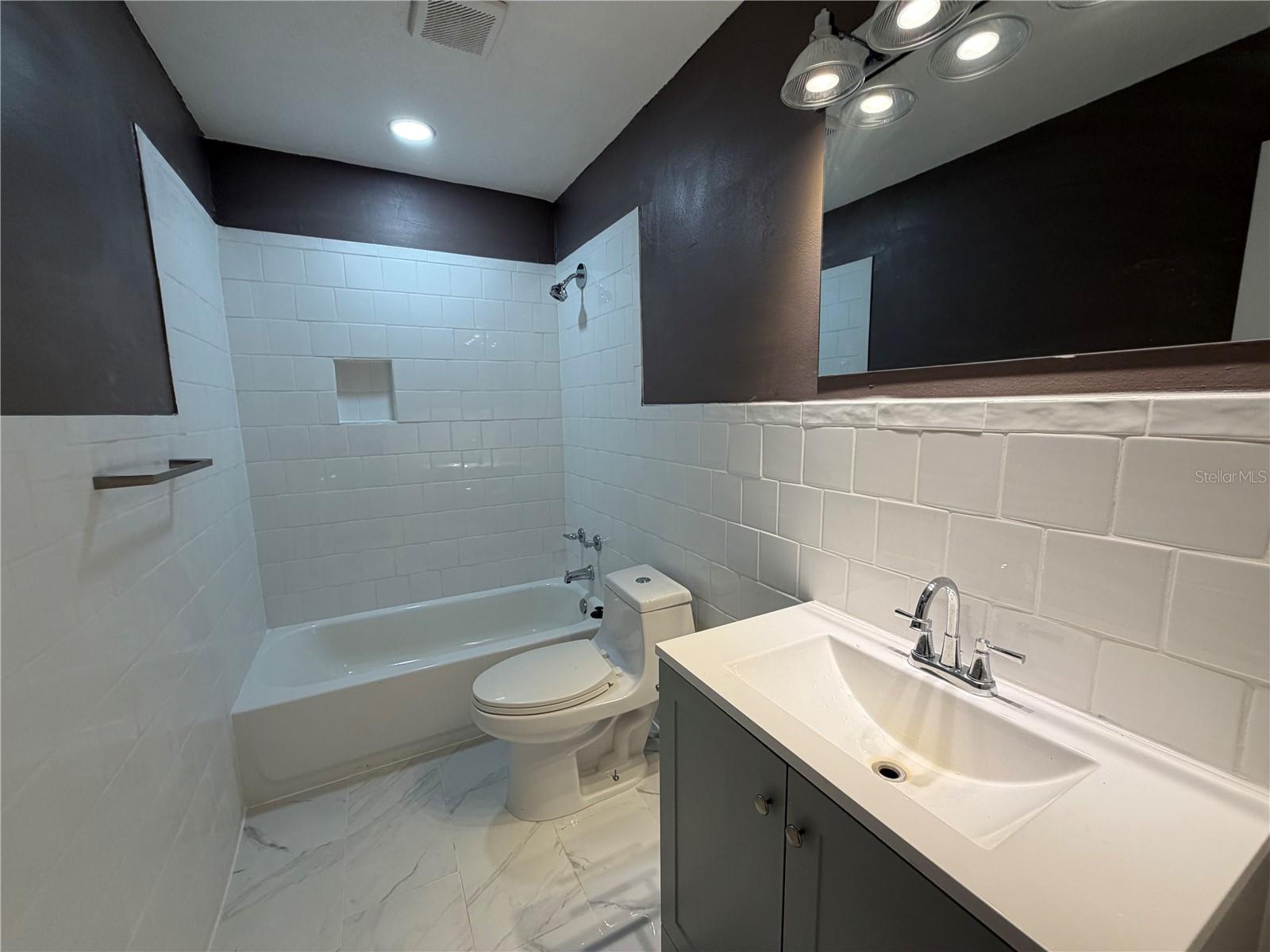 Image 31 of 67 For 1440 Walker Road