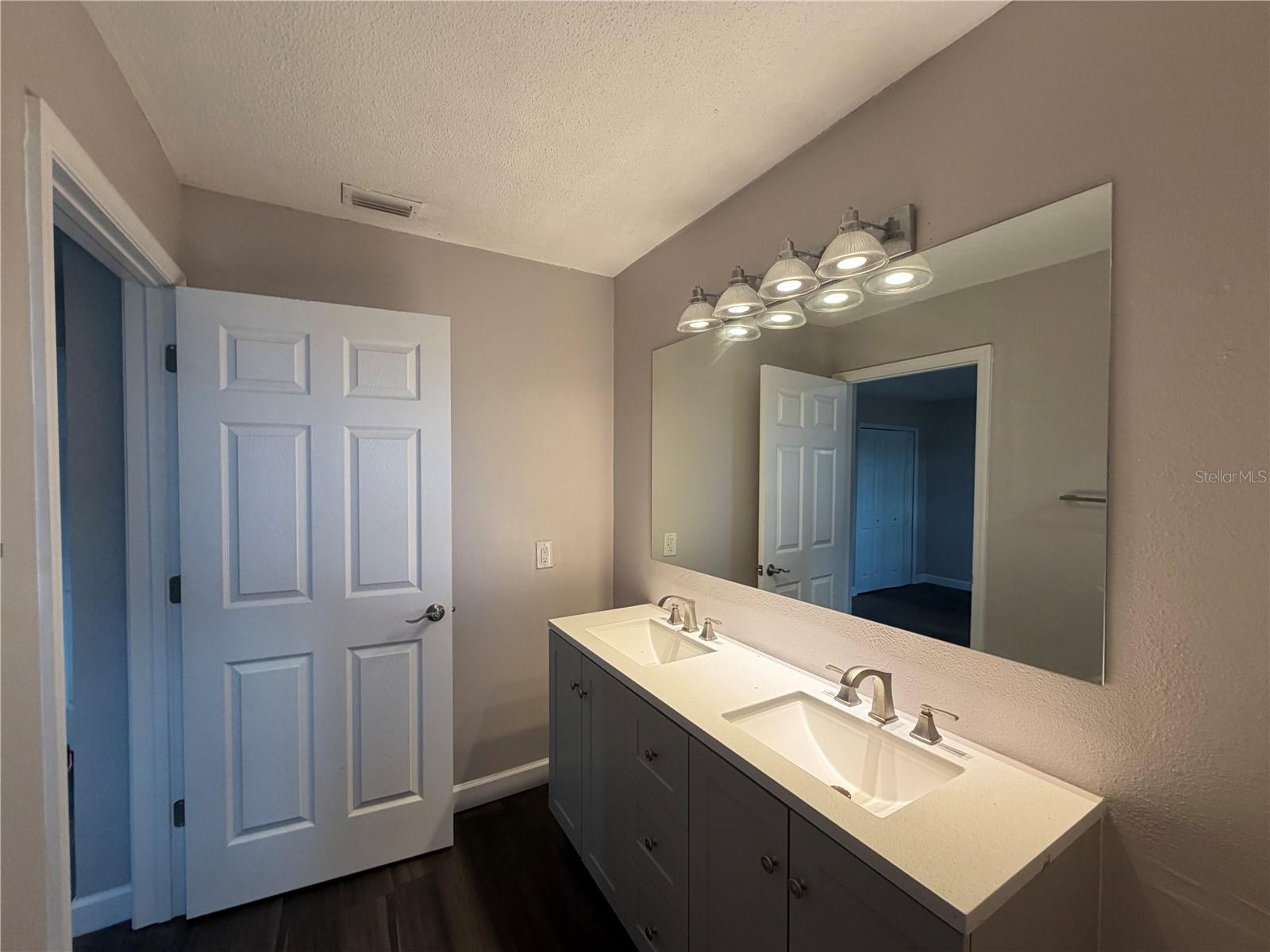 Image 43 of 67 For 1440 Walker Road