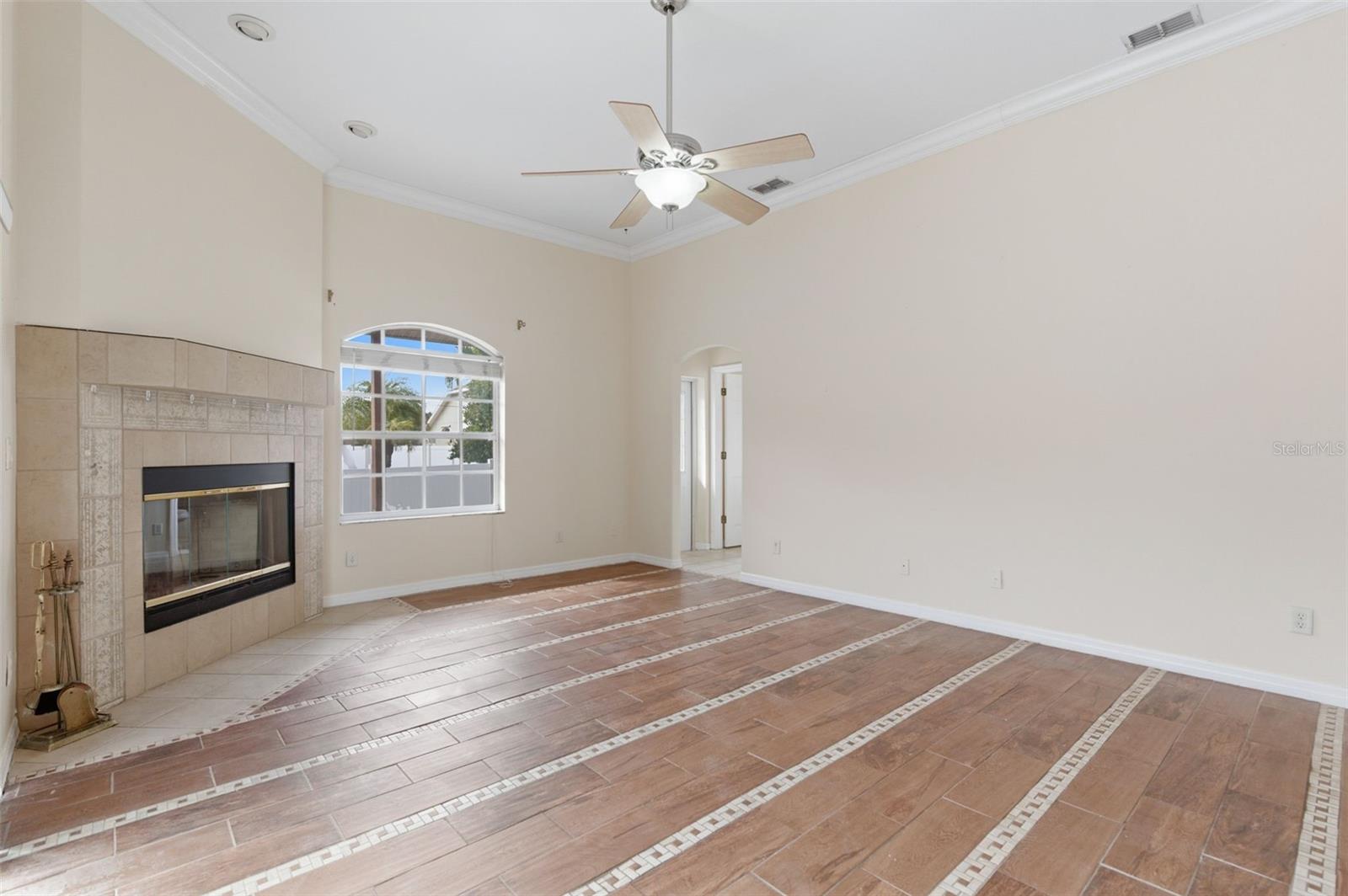 Image 16 of 44 For 9238 Sea Oaks Court